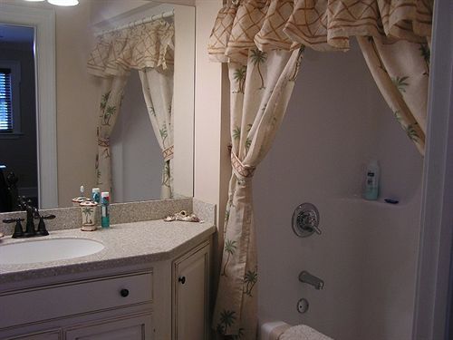 טיפטון Shalom House Bed And Breakfast מראה חיצוני תמונה